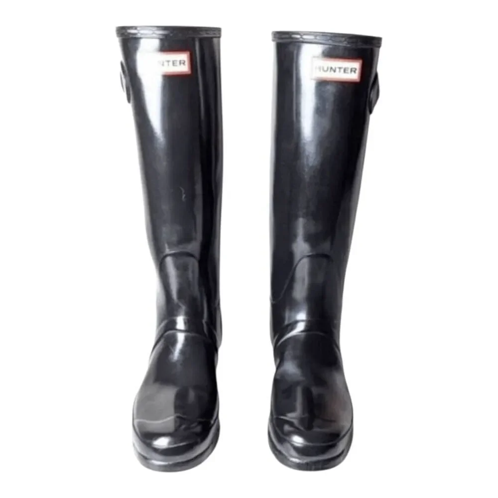 HUNTER Original Tall Gloss Rain Boot In Black Size 7